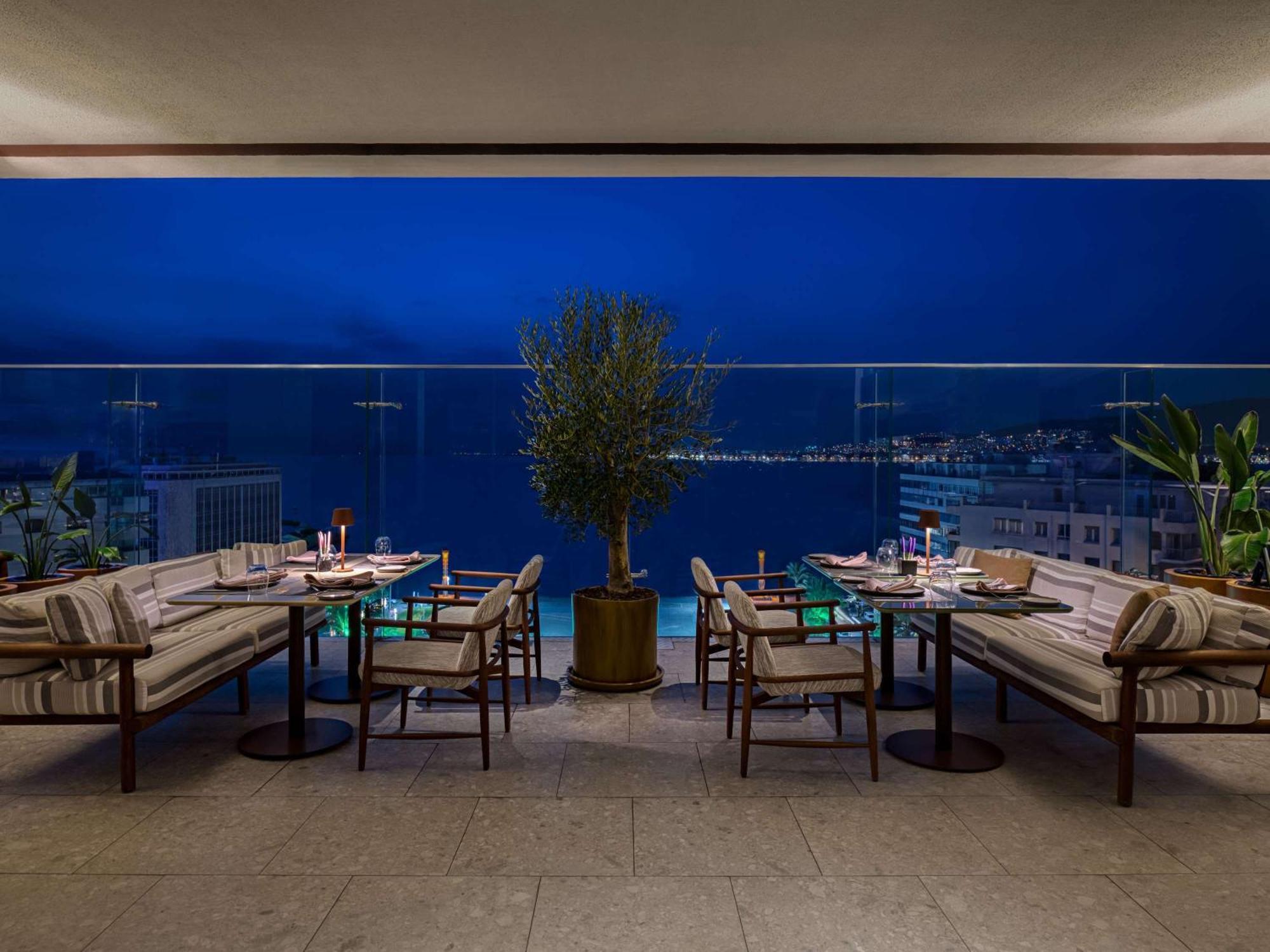 Swissotel Buyuk Efes 5* İzmir